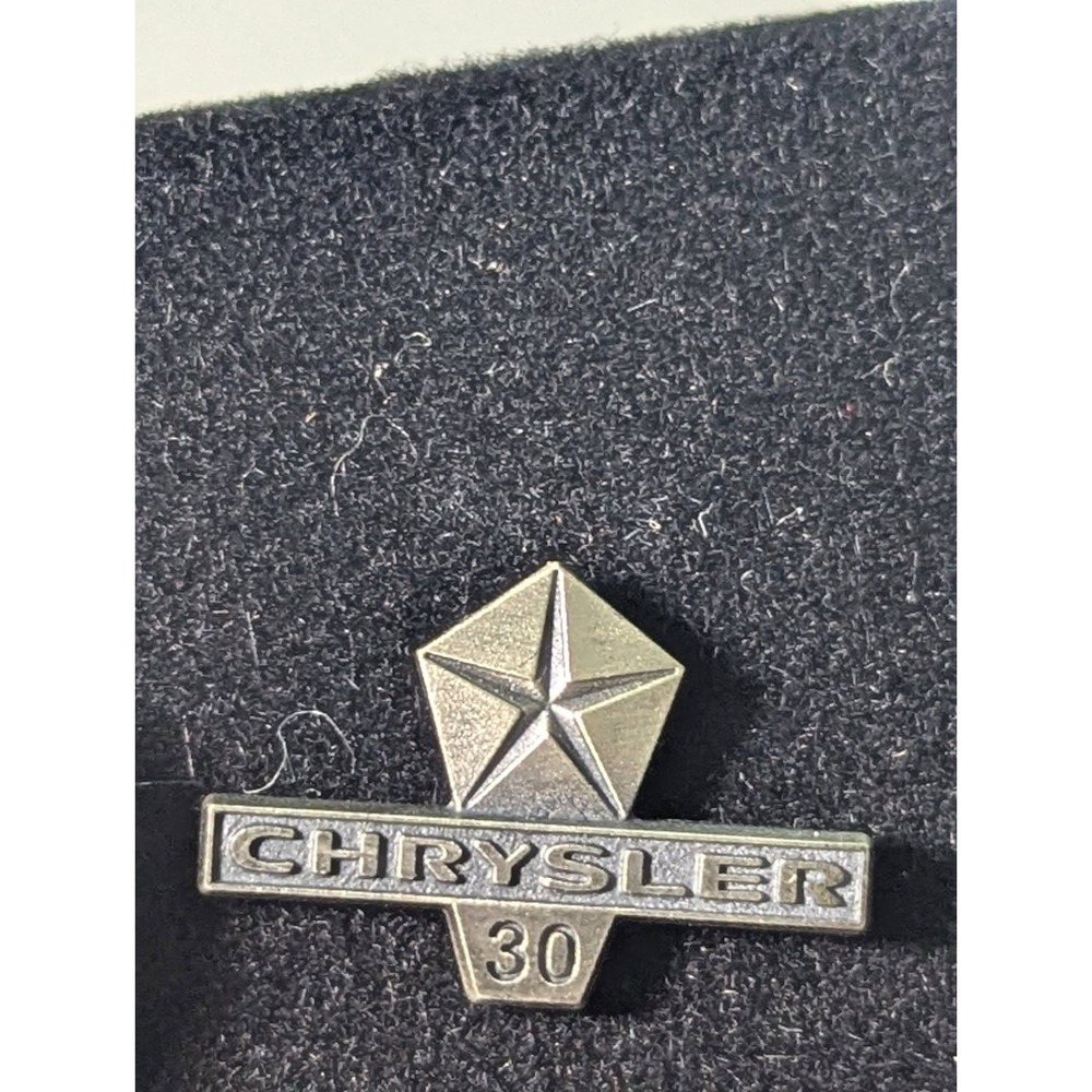 30 Year Chrysler Sterling Silver Tie Pin & 30 Year UAW Lapel Pin - Picture 10 of 16
